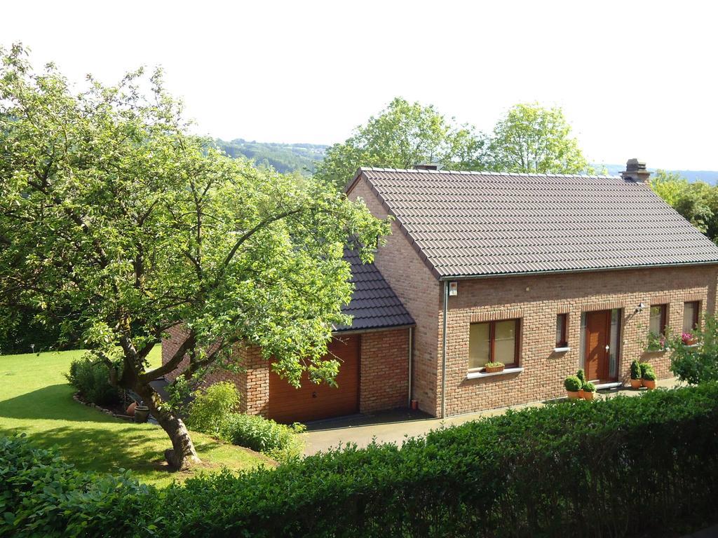 Modern Holiday Home In Stavelot With Fireplace Dış mekan fotoğraf