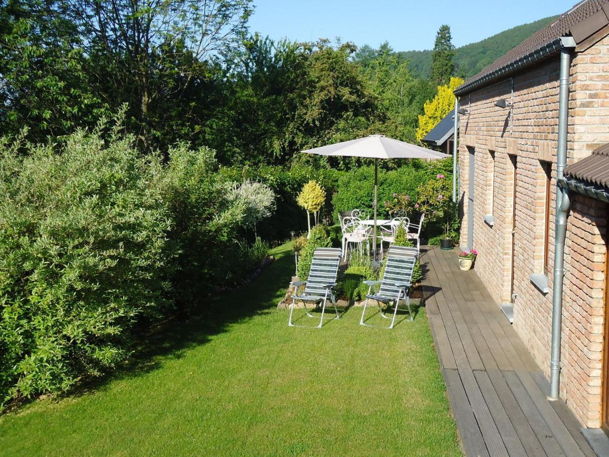 Modern Holiday Home In Stavelot With Fireplace Dış mekan fotoğraf