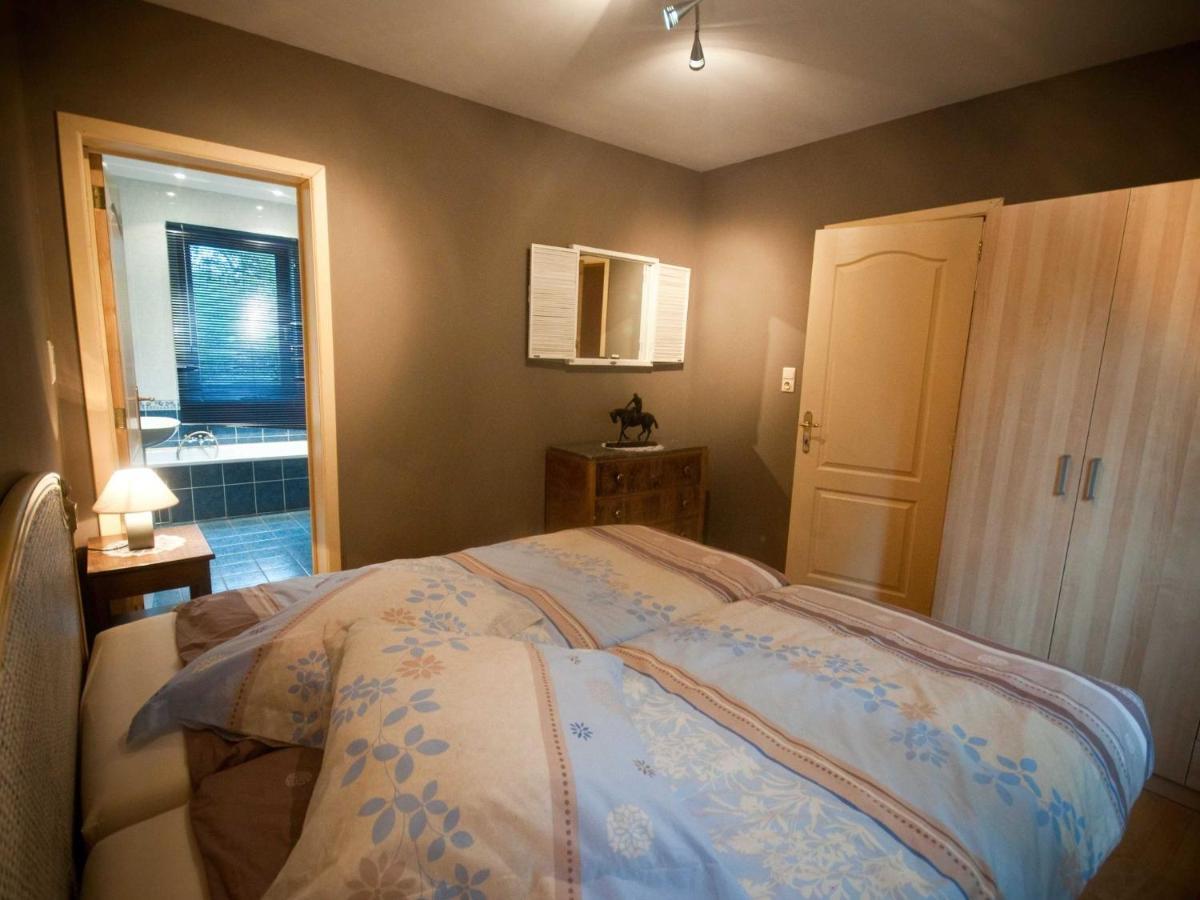Modern Holiday Home In Stavelot With Fireplace Dış mekan fotoğraf